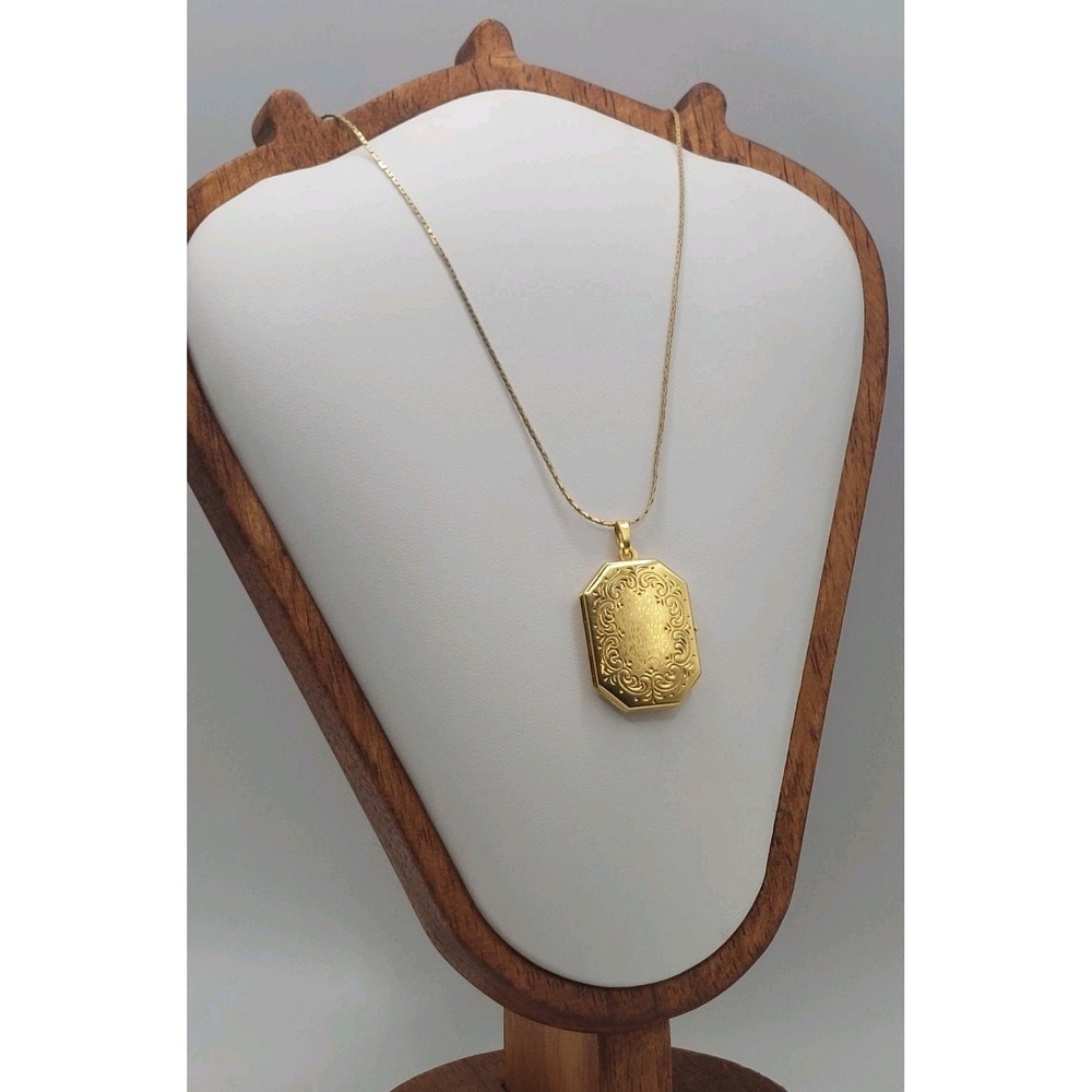 14K Gold Octagon Locket Photo Pendant Heirloom Germany Vintage 4.9g Chain 925